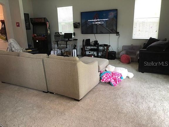 2nd image of 6714 S Himes Ave