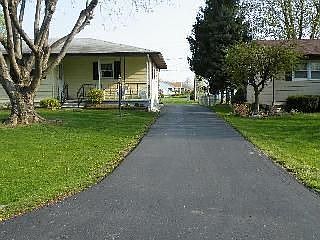 5th image of 1700 Rainbow Dr