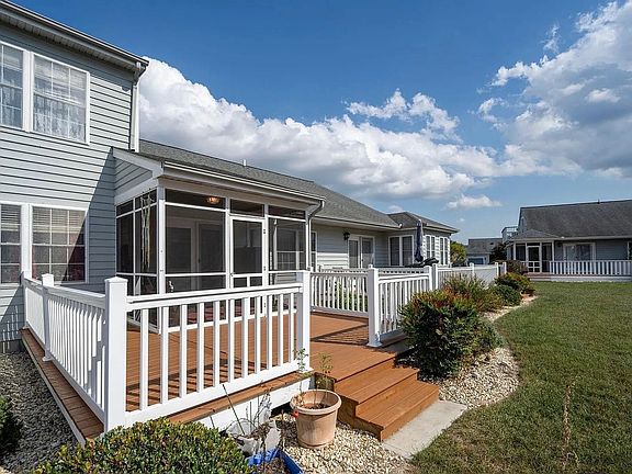 2nd image of 28582 Gazebo Way Unit 85