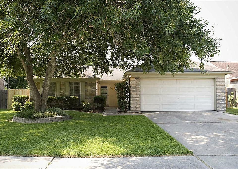1st image of 9903 Green Meadow Dr