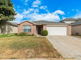 8413 Beaufort Ct, Fort Worth, TX 76123