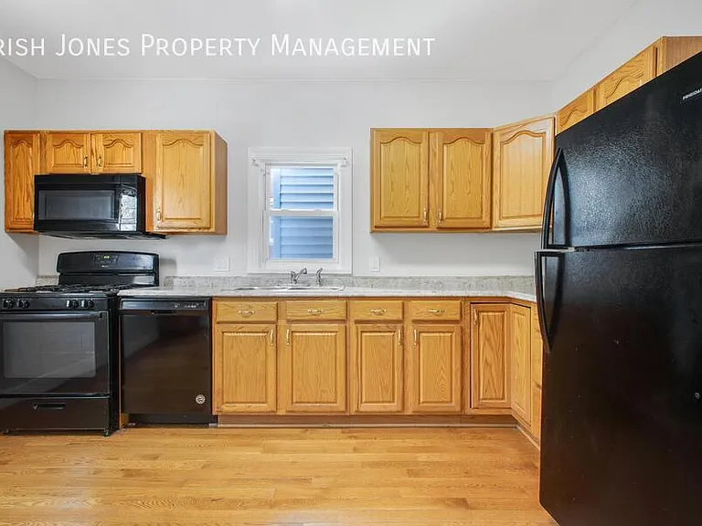 169 Congress St #1 — Photo 10