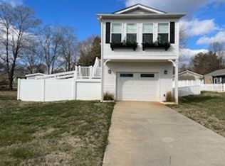 160 Mainview Dr, Mooresville, NC 28117