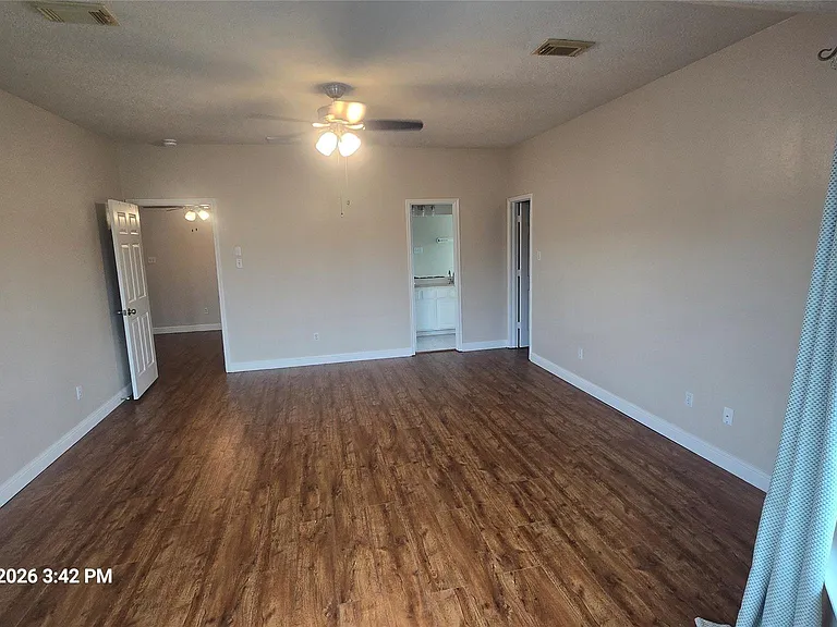 7239 Foxbrook Dr — Photo 15
