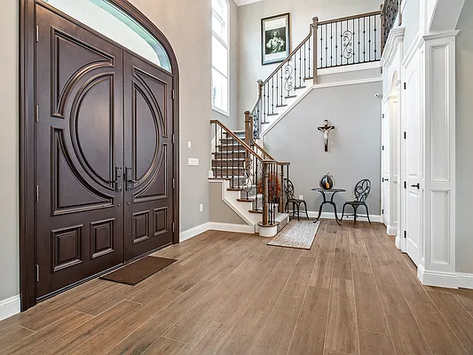 Sold by Casandra Properties Inc. | media 2