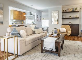 852 Cypress Ave, Hermosa Beach, CA 90254