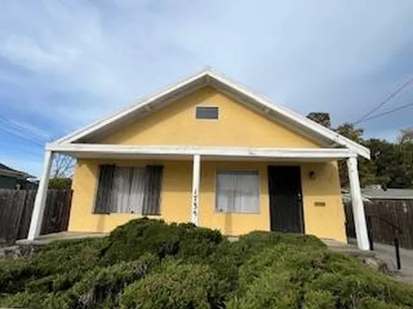 1735 Bridge Ave, Oakland, CA 94601