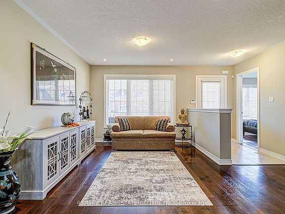 5th image of 16 Lacorra Way