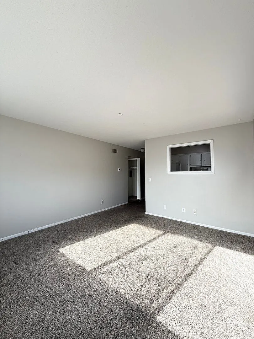 Building Photo - 4131 S 25th St
