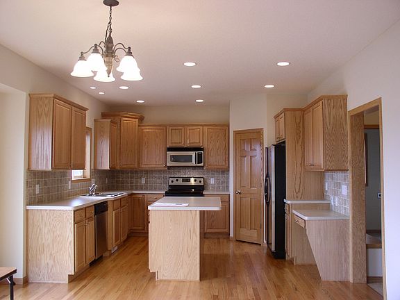 Corner Pantry, All Whirlpool Stainless Steel Appliances, Real Oak Hardwood Floors