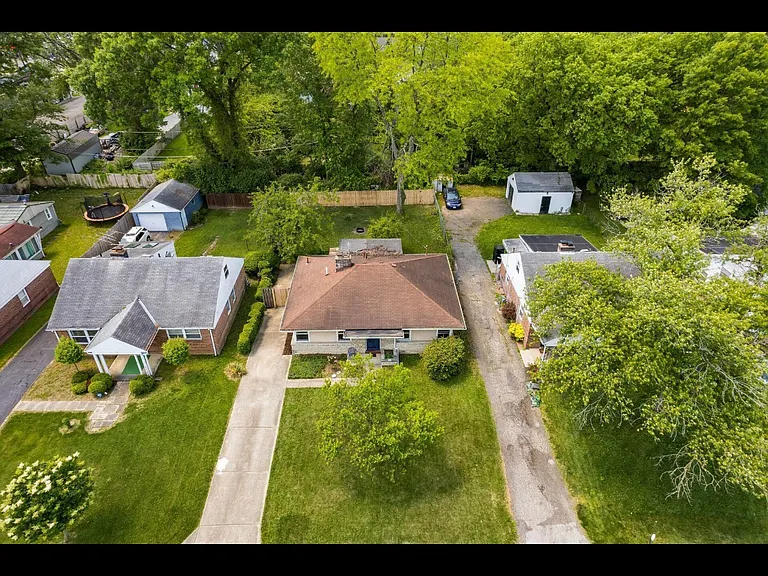 59 N Ashburton Rd — Photo 31