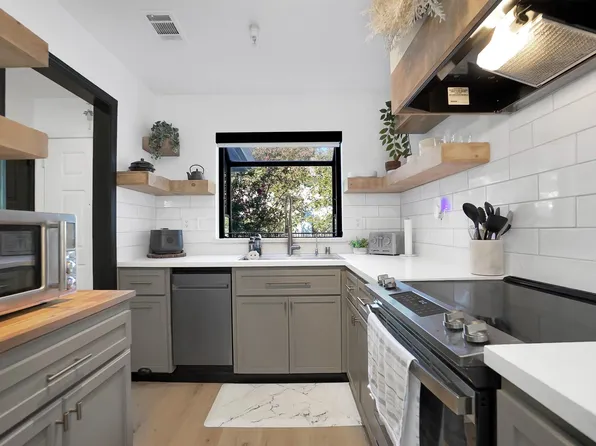 2594 Oak Rd APT 268, Walnut Creek, CA 94597