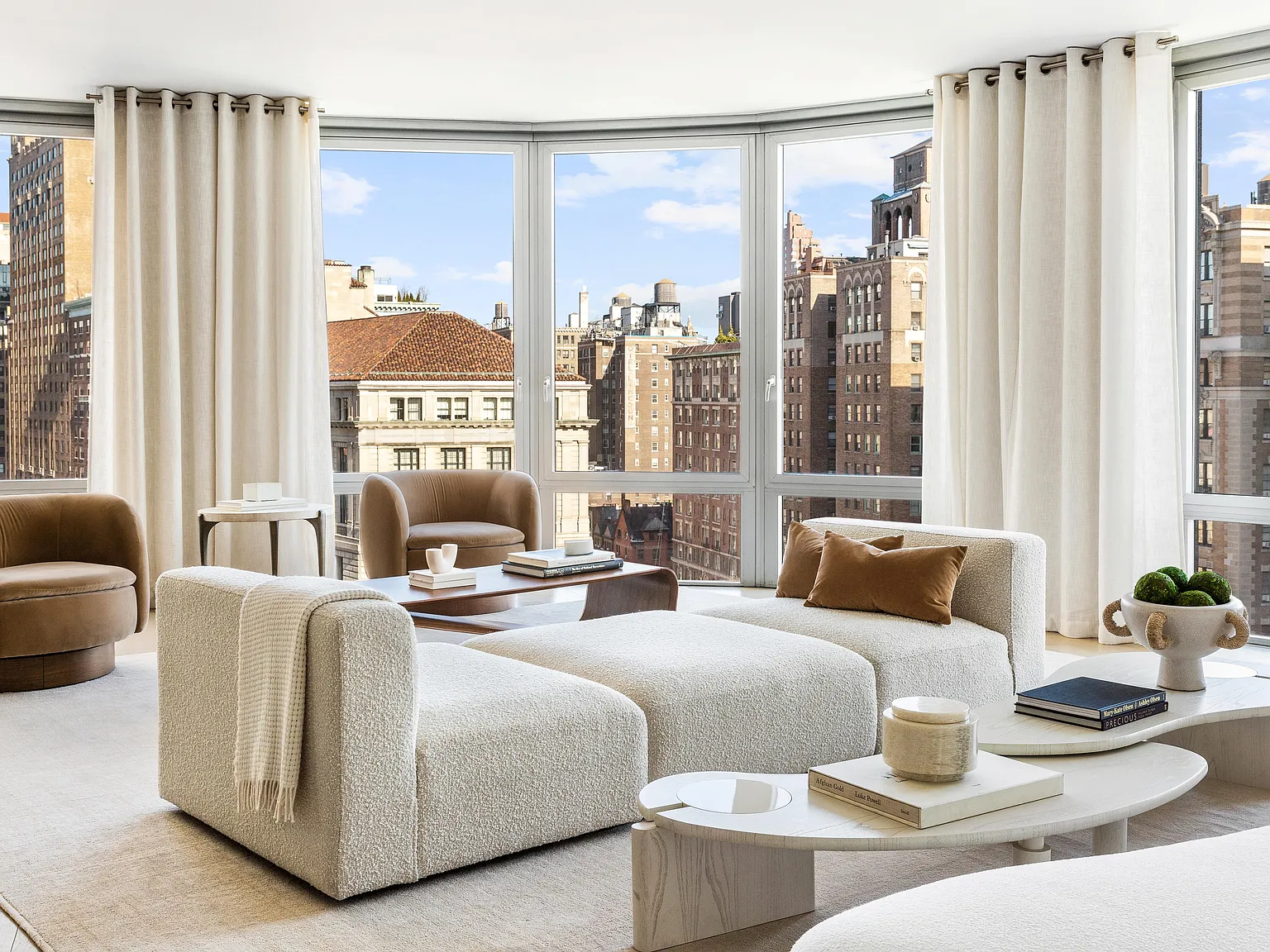 212 West 72nd Street — Photo 1