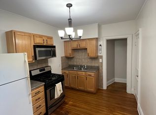 598 Ashland Ave APT 3, Buffalo, NY 14222