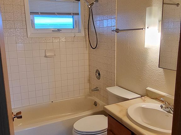 2nd image of 930 28th Ave #1A