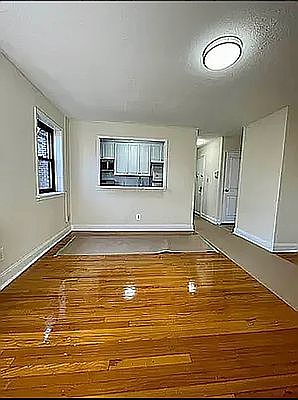 3rd image of 20-27 21st St #1