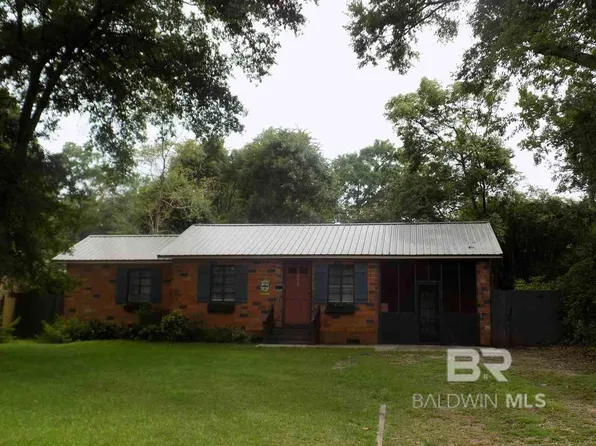 228 Seminole Ave, Fairhope, AL 36532
