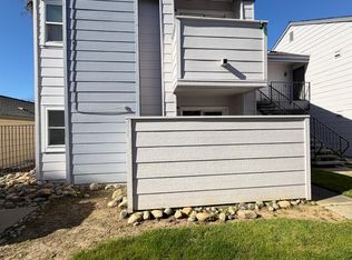 8240 Center Pkwy #68, Sacramento, CA 95823