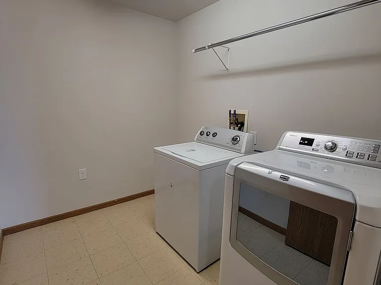 Evia Apartments — Photo 44
