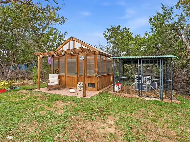 1028 Villa Hill Dr — Photo 38