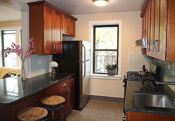 2nd image of 20-40 31st St #D7