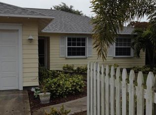 9105 SE Mercury St, Hobe Sound, FL 33455