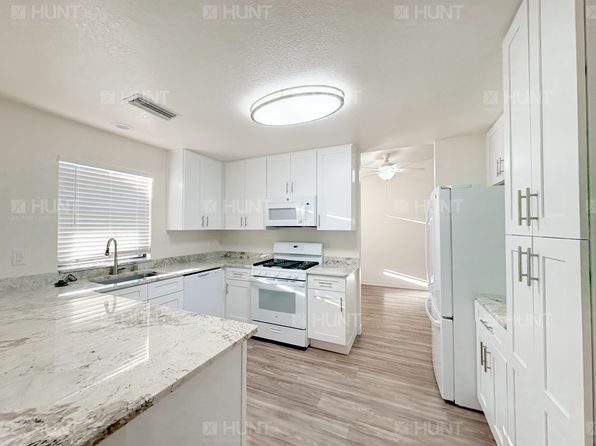 8300 Zelkova Cir SE APT A