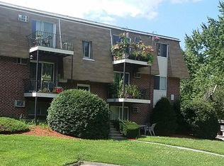 98 Pemberton St APT 26, Dracut, MA 01826