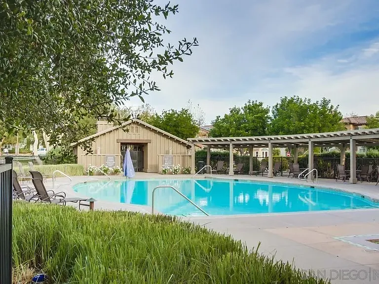 15562 Bristol Ridge Ter — Photo 69