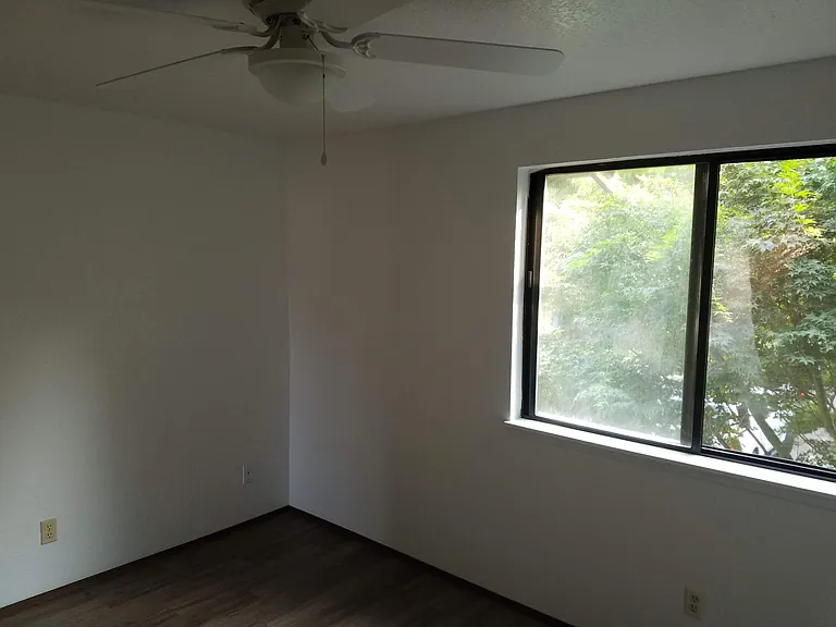 336 W Elizabeth St #4 — Photo 13