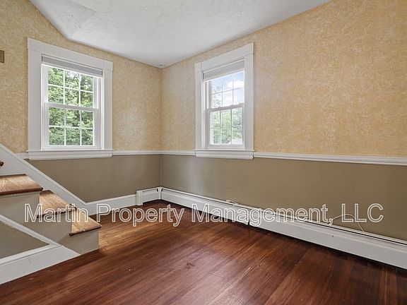 4th image of 19 Downing Rd