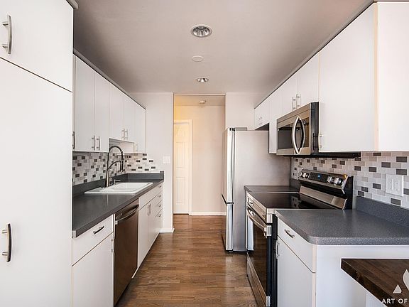 5th image of 1702 Mill St #602A