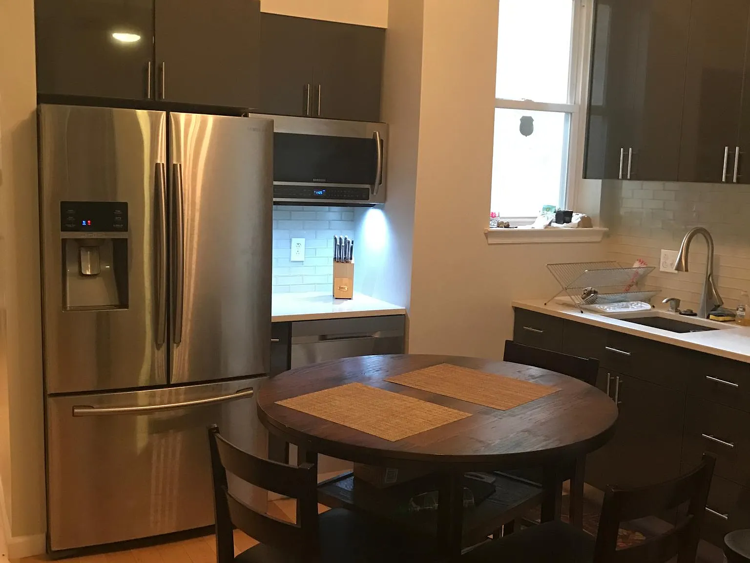 1 bed, 804 sqft, $1,675 — Photo 2