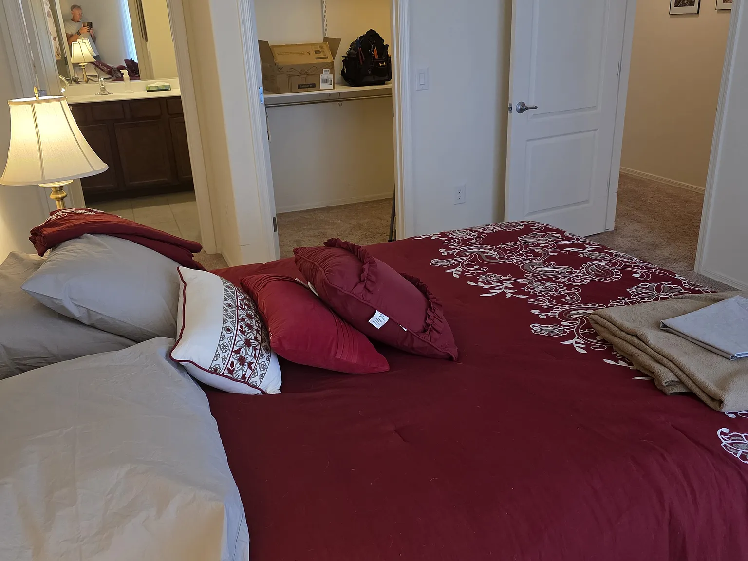 2 bed, 1240 sqft, $2,000 — Photo 4