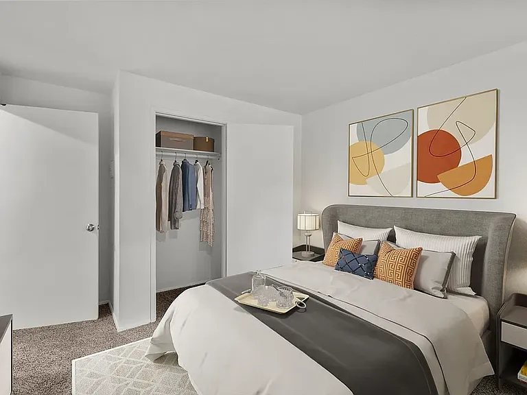 Esquire Apartments — Photo 12