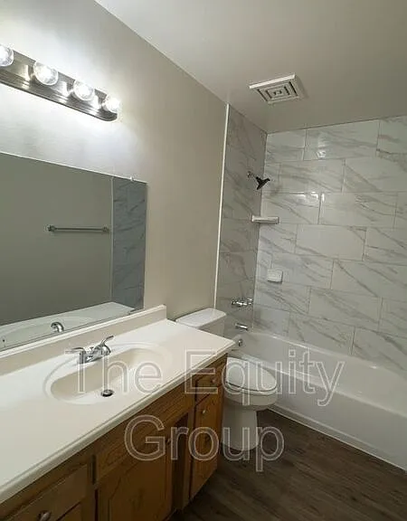 620 N Blackstone St #4 — Photo 8