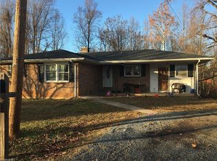 1108 Lindsey St, Reidsville, NC 27320