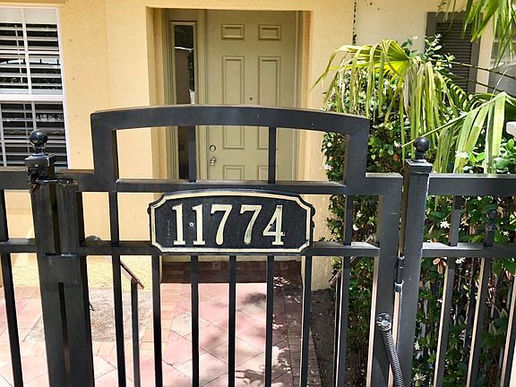 5th image of 11774 Valencia Gardens Avenue
