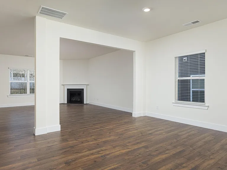 8192 Watercolour Ln — Photo 8