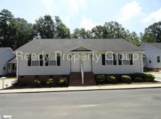 18 Paris Creek Ct, Greenville, SC 29617