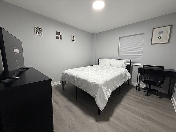 5th image of 643 Kissimmee St #5A
