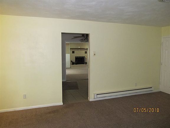 4th image of 6009 Bradford Dr