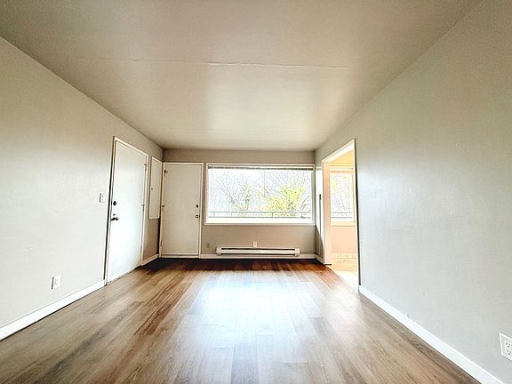 3rd image of 4636-4640 22nd Ave NE #9