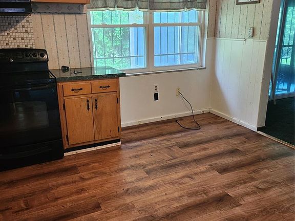 3rd image of 1026 La Pleins Dr