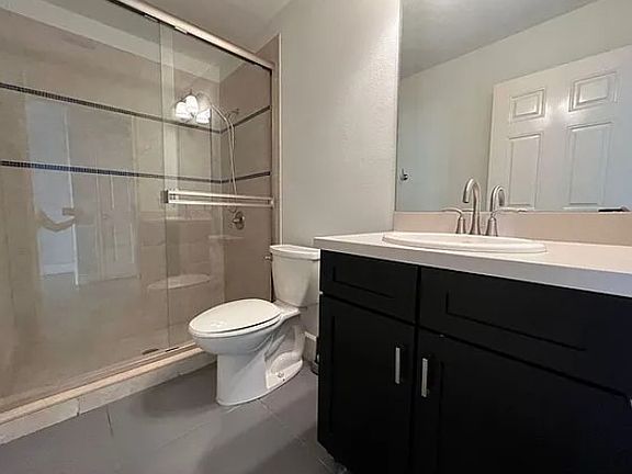 5th image of 1146 Bolton Pl