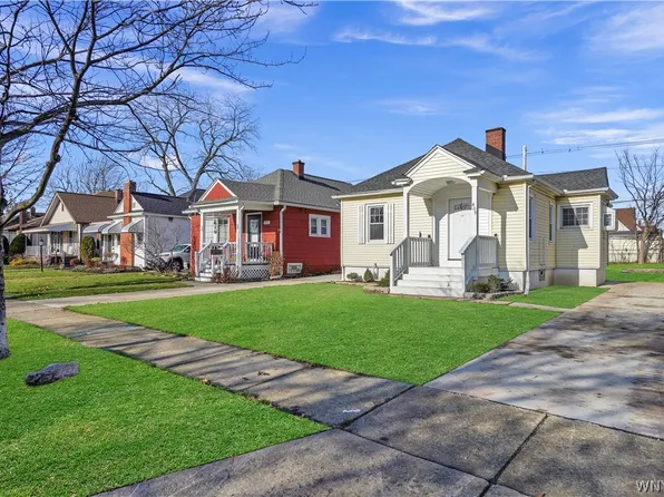 409 Tremont Ave, Kenmore, NY 14217