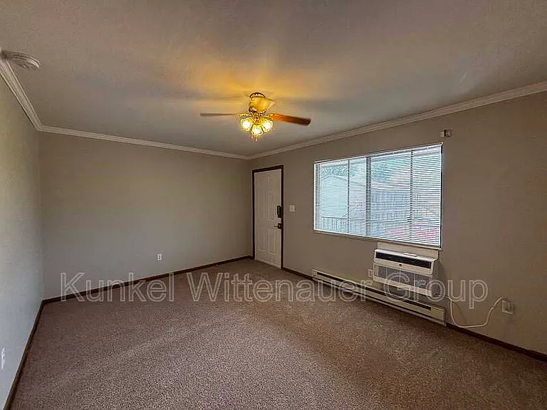 2609A Sierra Dr — Photo 3