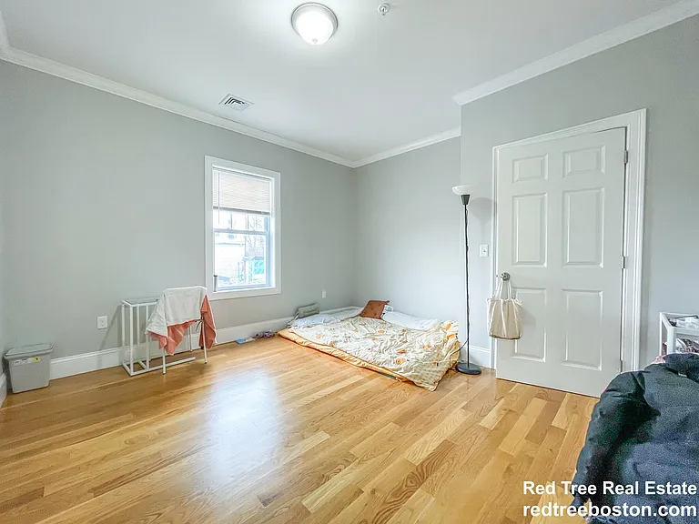 273 Hancock St #3 — Photo 6