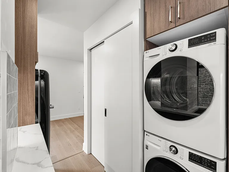 236 W 15th St #56 — Photo 4