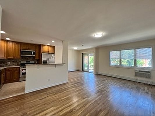 4th image of 30-38 72nd St #3